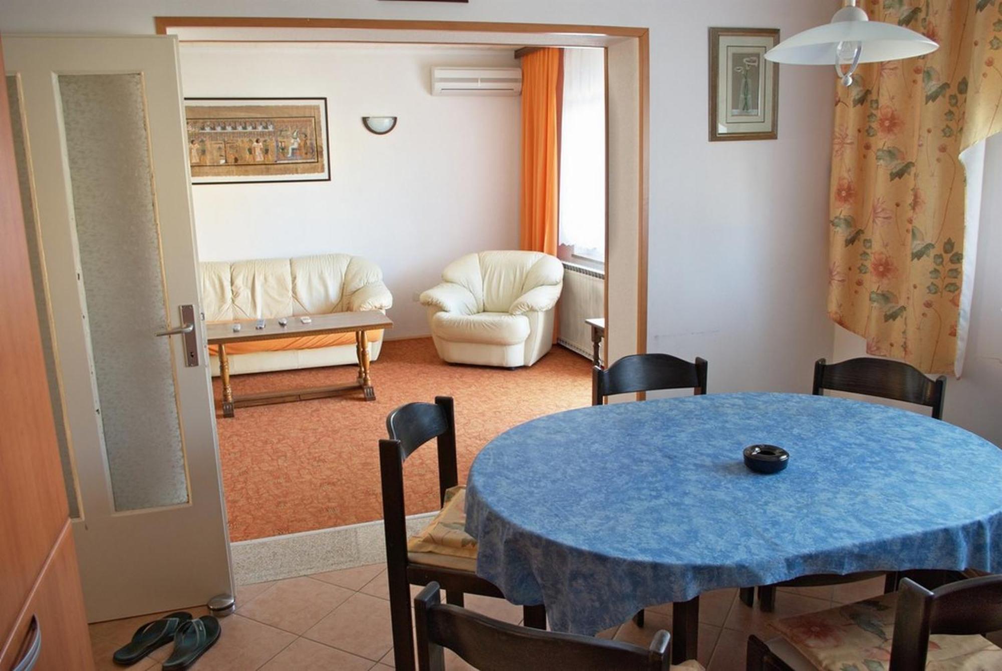 Apartments & Rooms Barbara Umag Exterior photo