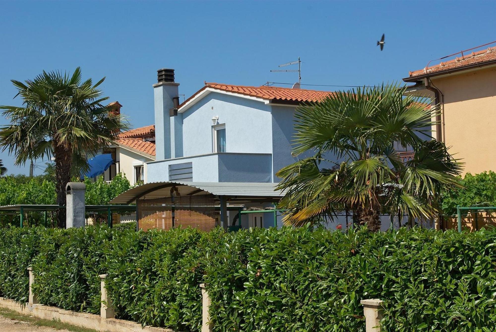 Apartments & Rooms Barbara Umag Exterior photo